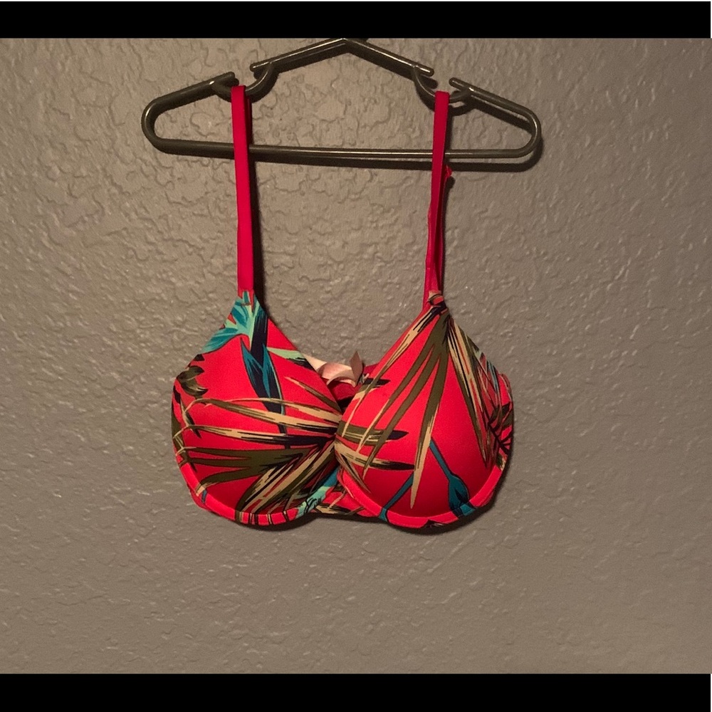 Victoria’s secret bra